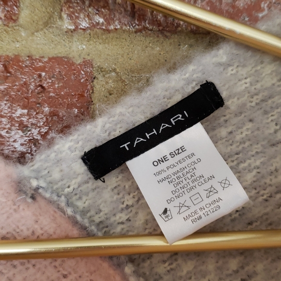 NWOT Tahari Color Block Fringe Poncho - Picture 4 of 4